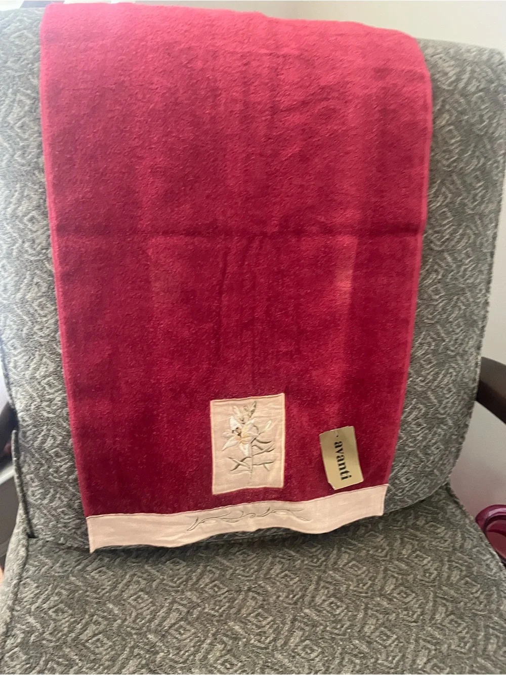 Avanti Burgundy Embroidered Floral Hand Towel